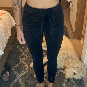 Velvet black American Eagle leggings